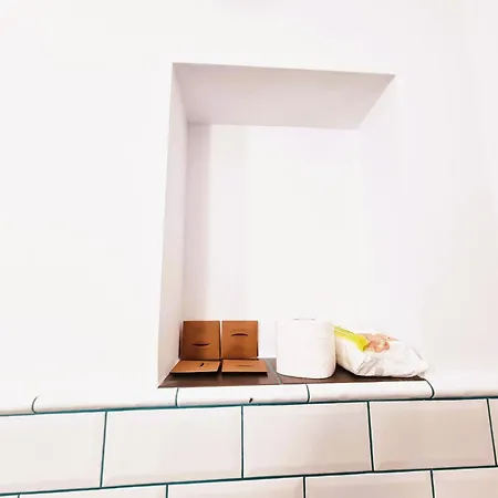 Old Town Exclusive - The Musician