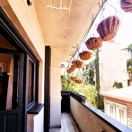 Old Town Exclusive - The Musician * Bucureşti