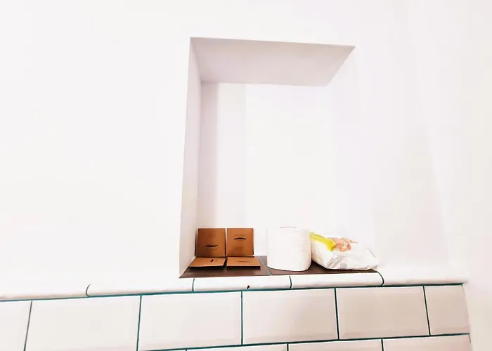 Old Town Exclusive - The Musician